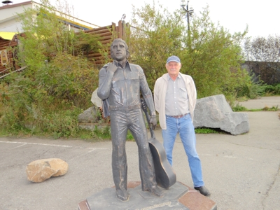 Увеличить фото